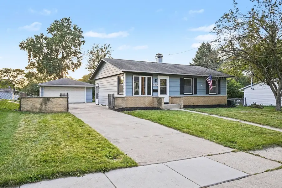 6900 Magnolia Street, Hanover Park, IL 60133 - #2