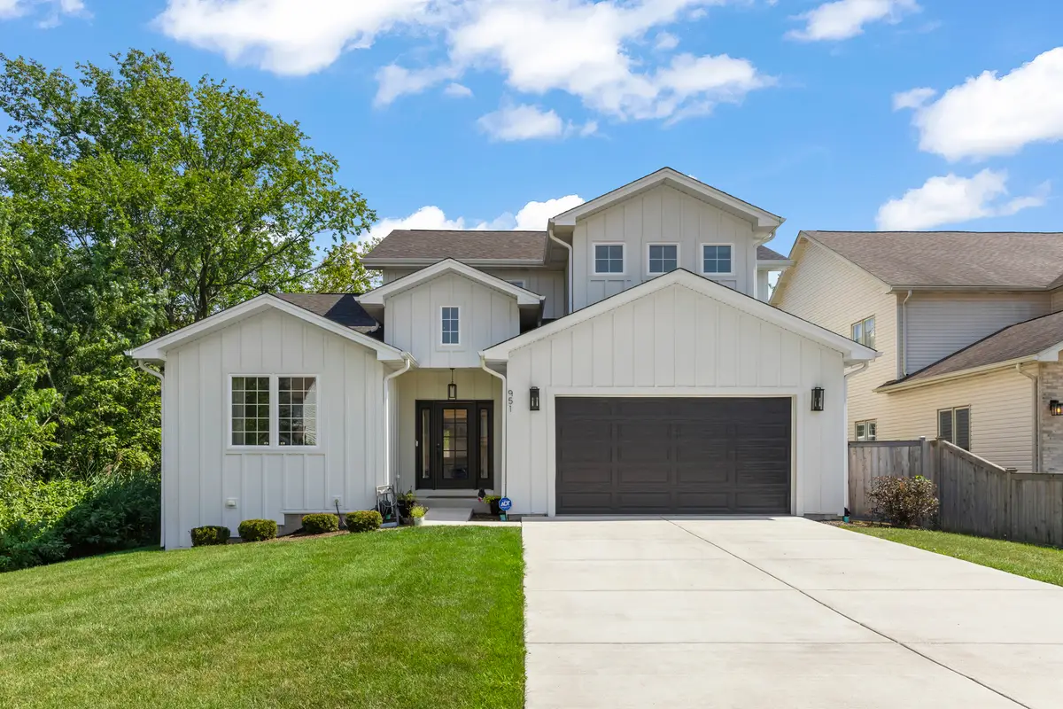 951 N Harvard Avenue, Villa Park, IL 60181 - #1
