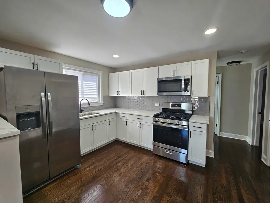 7914 S Richmond Street, Chicago, IL 60652 - #3