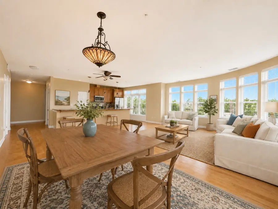 106 S Ridgeland Avenue #304, Oak Park, IL 60302 - #3