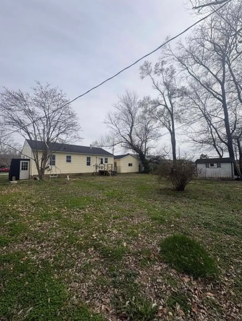 818 S Church Street, Carmi, IL 62821 - #3