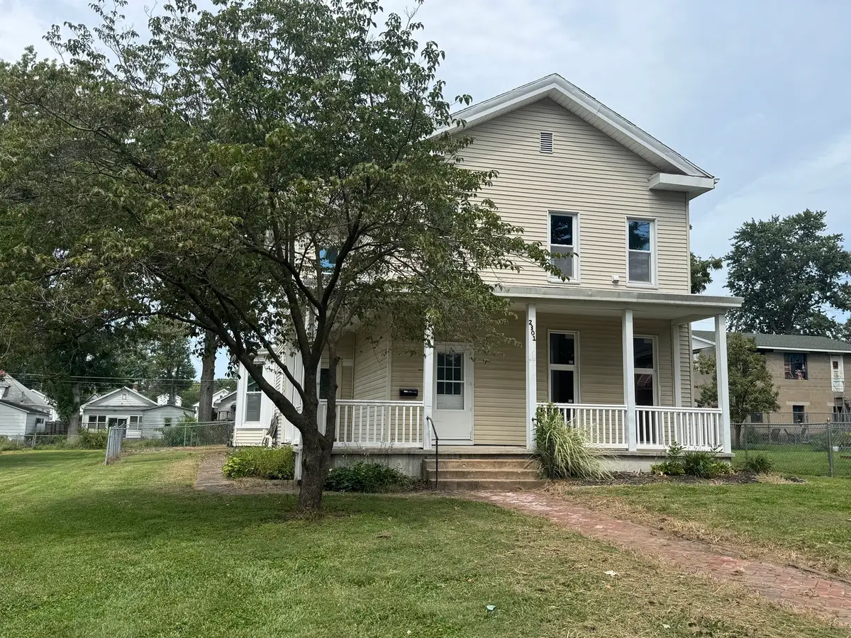 2301 Elm Street, Quincy, IL 62301 - #1