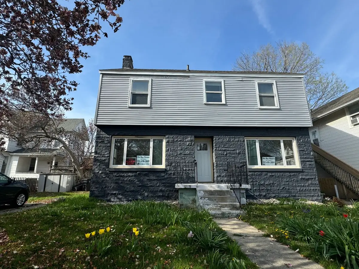 212 W John Street, Champaign, IL 61820 - #1