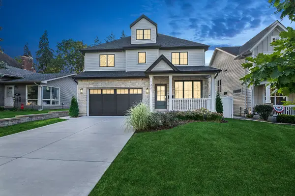 1321 N Webster Street, Naperville, IL 60563