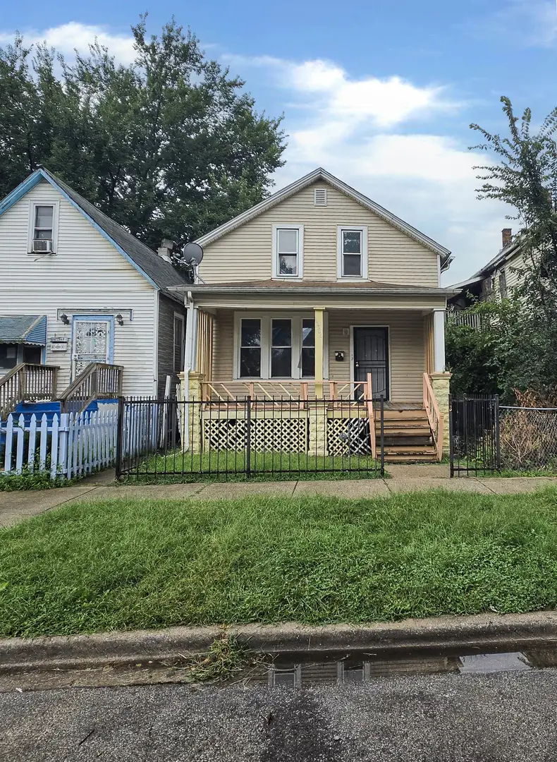 11566 S Lafayette Avenue, Chicago, IL 60628 - #1