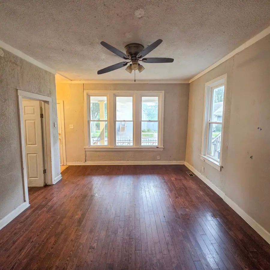 11566 S Lafayette Avenue, Chicago, IL 60628 - #2