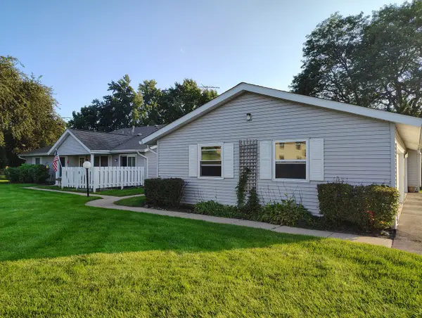 5205 Woodmar Court #C, McHenry, IL 60050