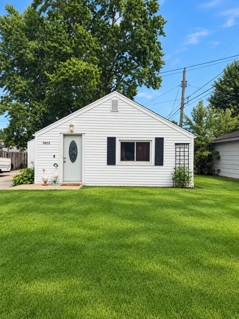 7013 Elkhorn Street, Machesney Park, IL 61115 - #1