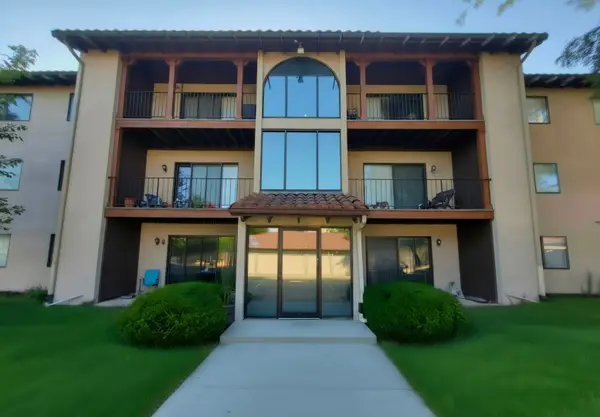 21W581 North Avenue #26, Lombard, IL 60148