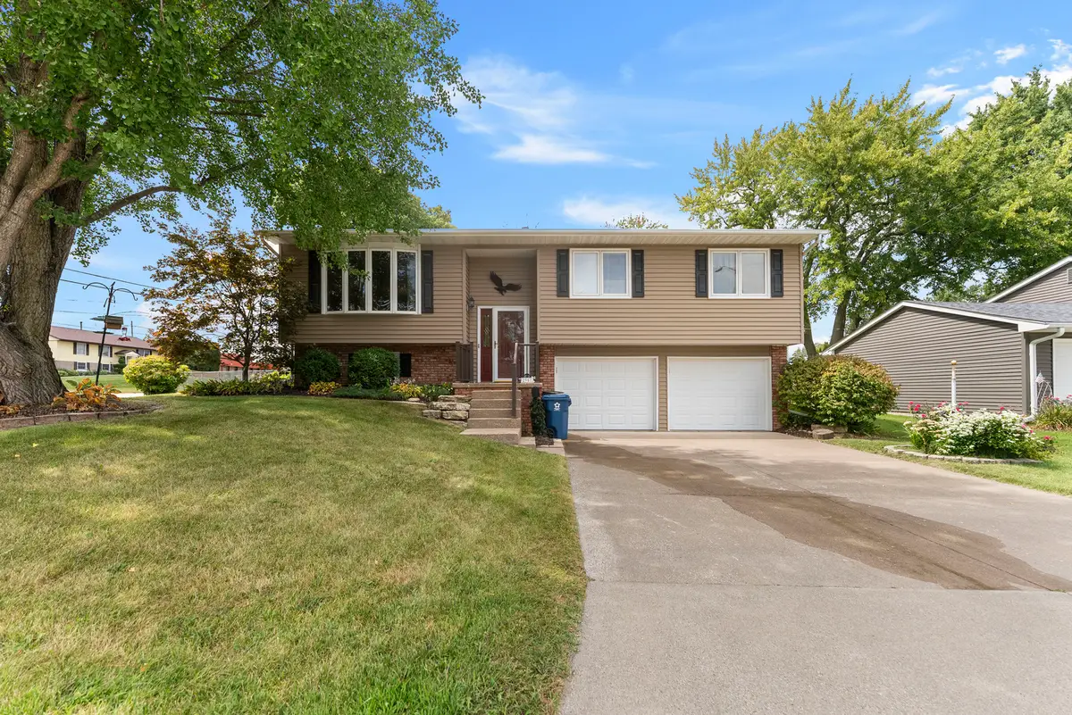 2957 9 1/2 Street, East Moline, IL 61244 - #1