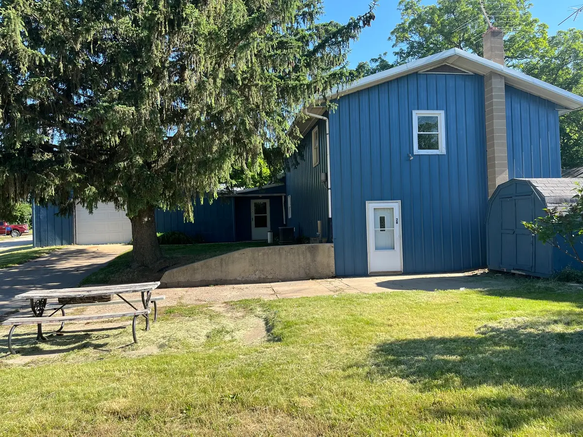 3464 E 2062nd Road, Wedron, IL 60557 - #1