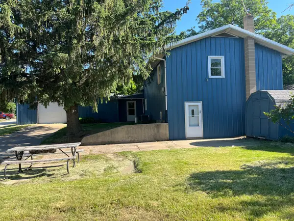 3464 E 2062nd Road, Wedron, IL 60557