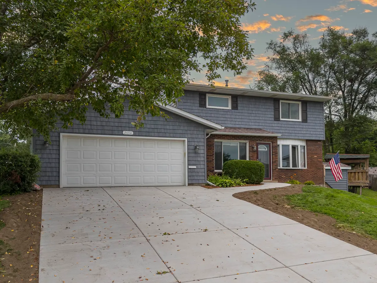 2604 E 34th Street Court, Davenport, IA 52807 - #1
