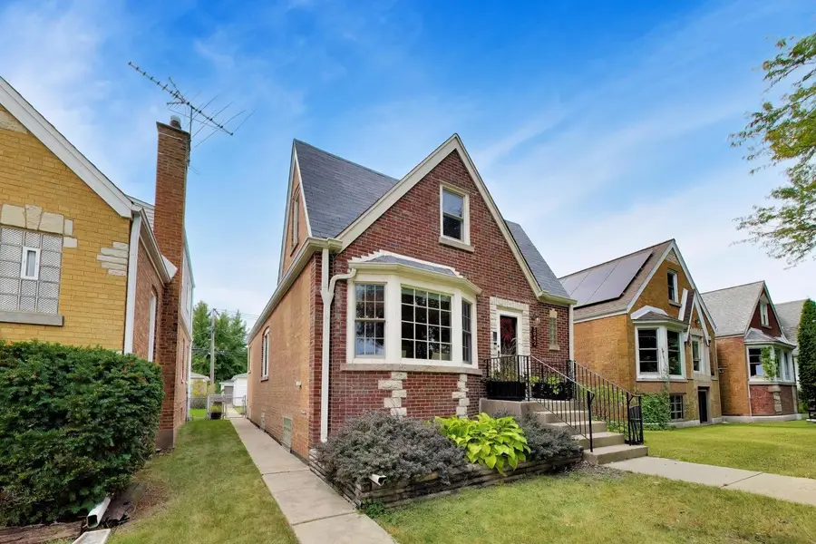 Address Withheld By Seller, Chicago, IL 60630 - #3
