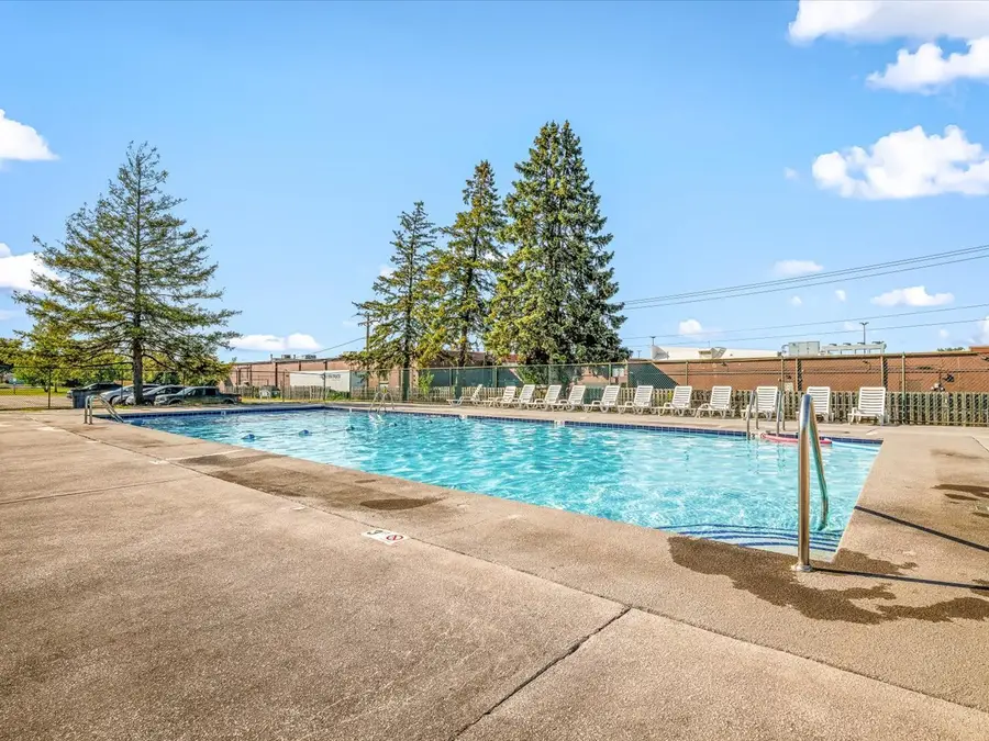 212A Collen Drive #123, Lombard, IL 60148 - #2