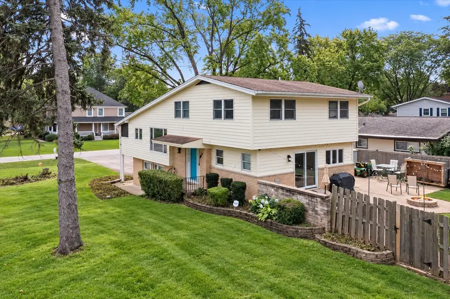 27W501 Williams Street, Winfield, IL 60190 - #3