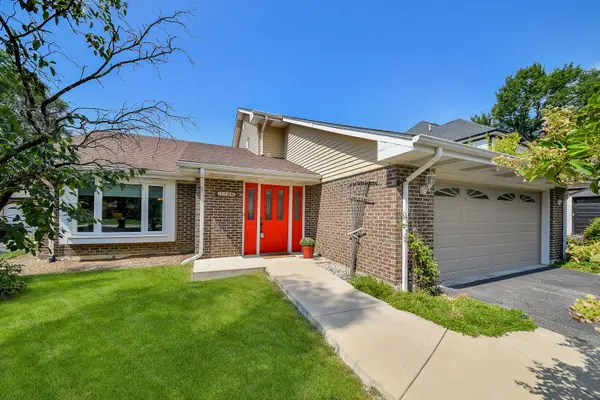 1126 S Edgewood Avenue, Lombard, IL 60148