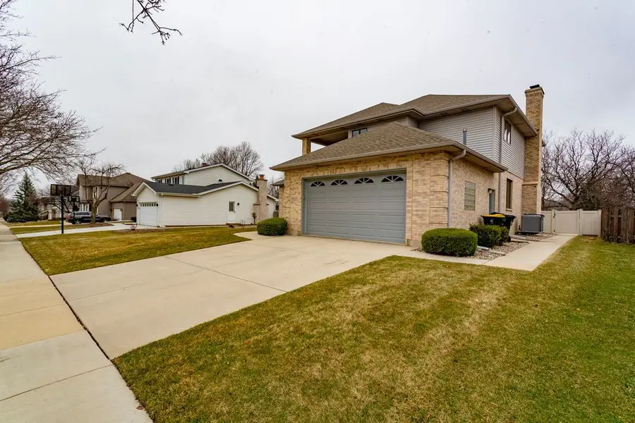 902 Somerset Drive, Carol Stream, IL 60188 - #2