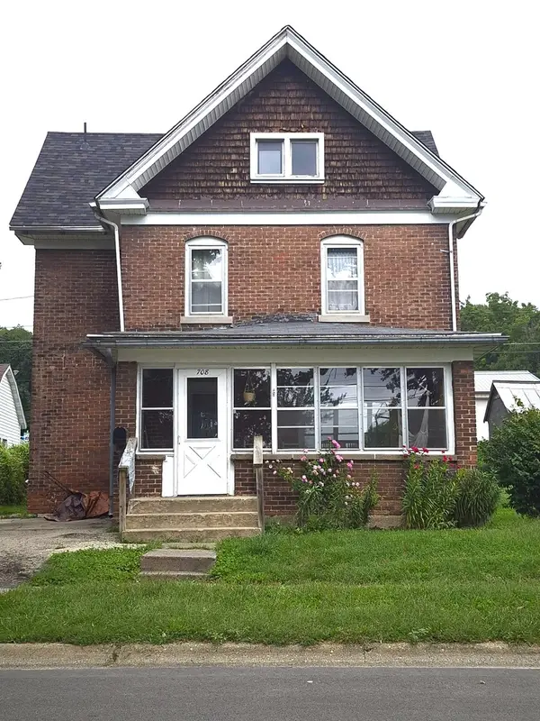 708 Bowen Street, Savanna, IL 61074