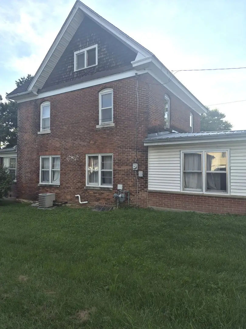 708 Bowen Street, Savanna, IL 61074 - #2