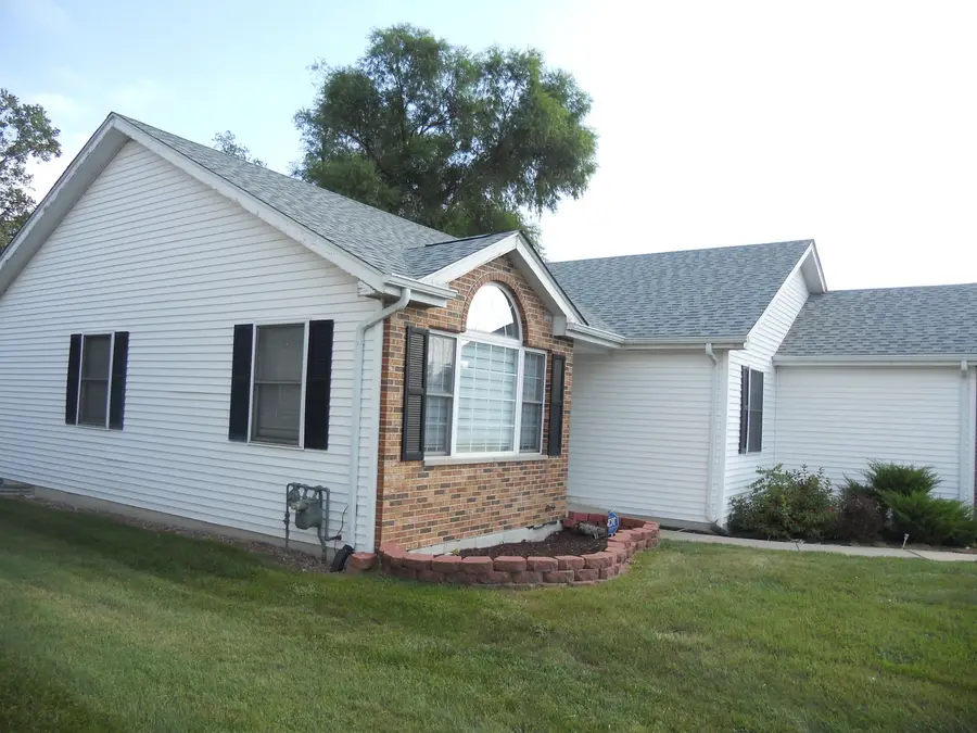 251 Hillcrest Lane, Steger, IL 60475 - #3