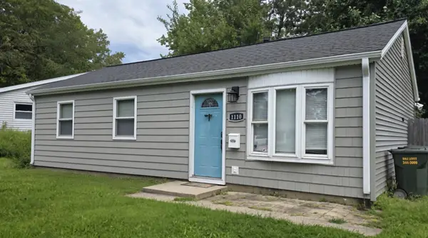 1110 Rainbow View, Urbana, IL 61802