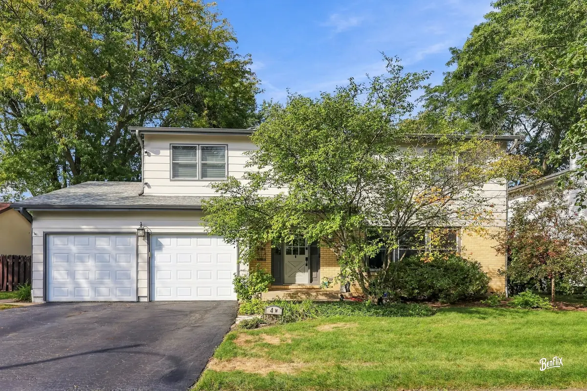 4 W Suffield Drive, Arlington Heights, IL 60004 - #1