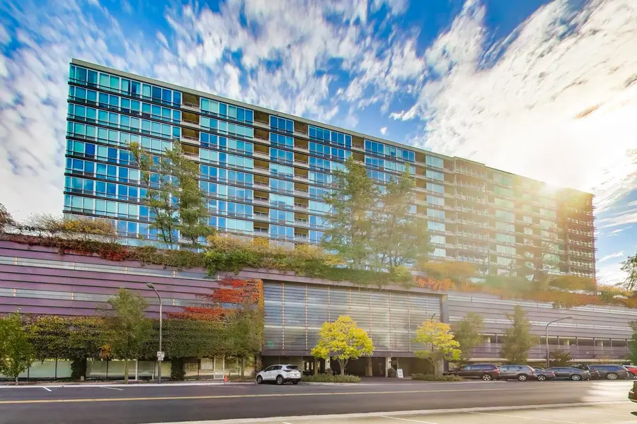 800 Elgin Road #1419, Evanston, IL 60201 - #2