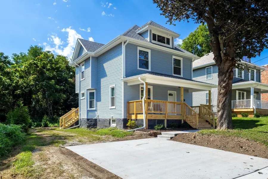613 W 13th Street, Davenport, IA 52803 - #2