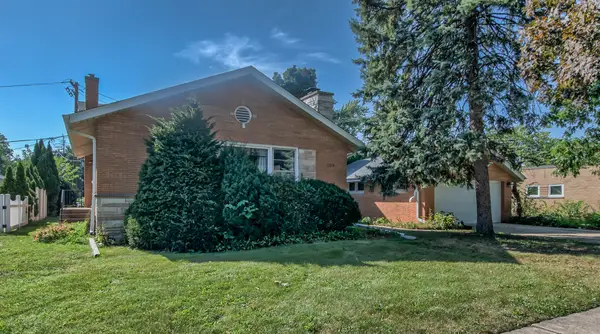 1034 Forest Road, La Grange Park, IL 60526