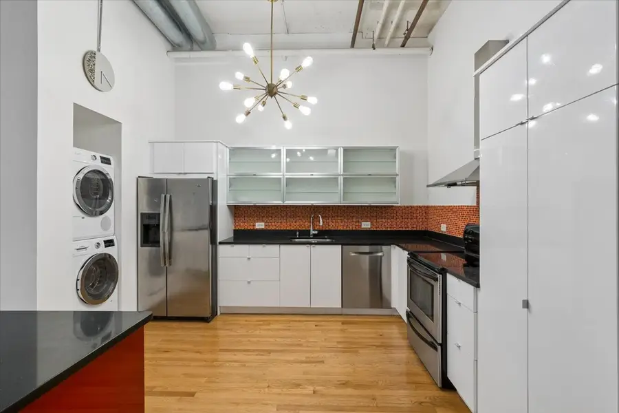 1800 W Roscoe Street #521, Chicago, IL 60657 - #3