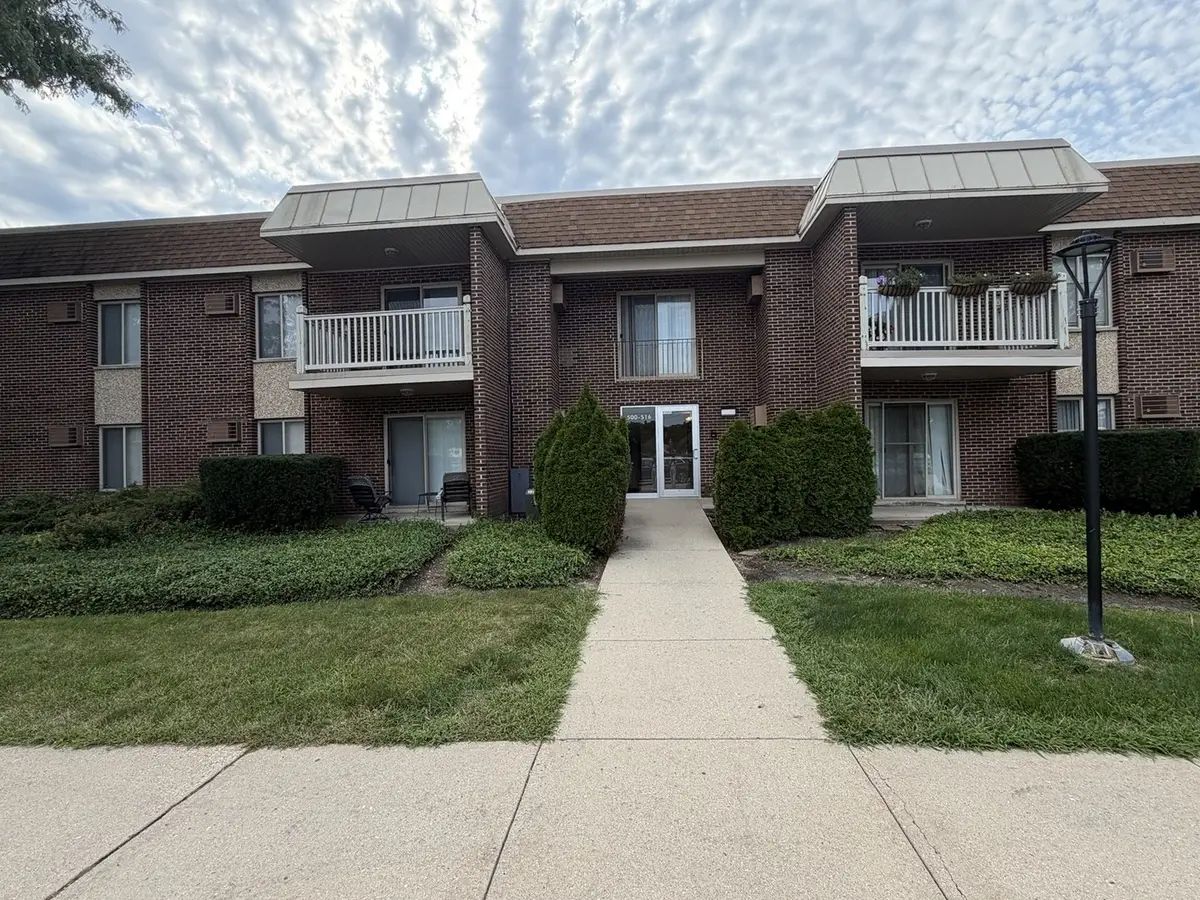 500 N Wilke Road #206, Palatine, IL 60074 - #1