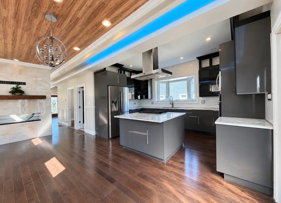 9601 S Winston Avenue, Chicago, IL 60643 - #3