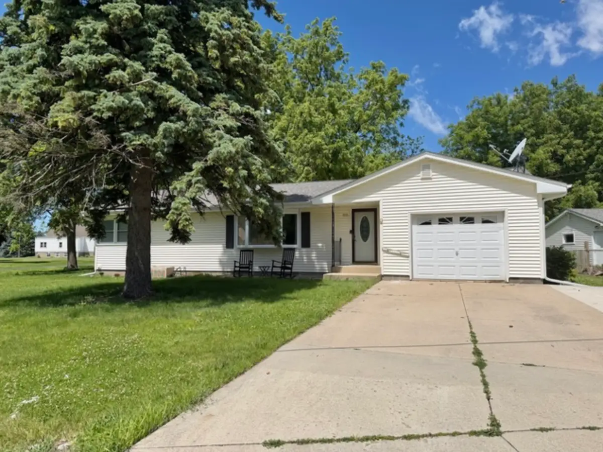 310 N 1st Street, Compton, IL 61318 - #1