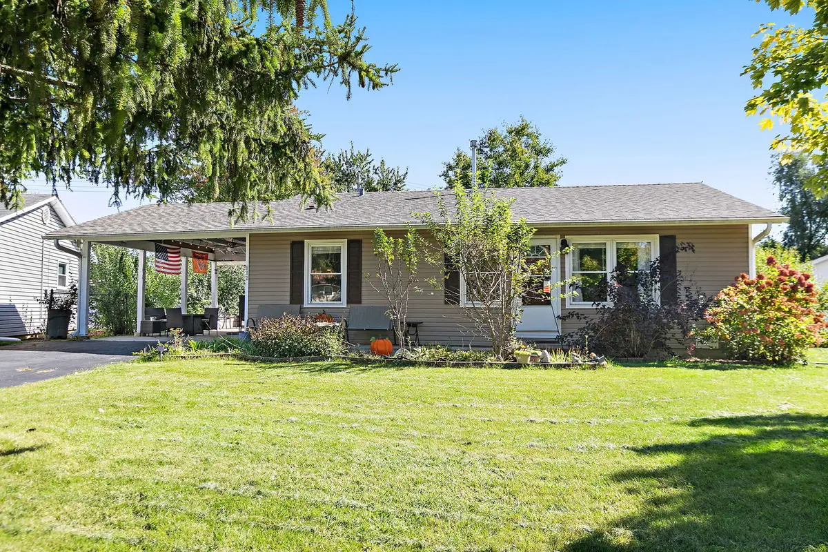 112 Mccabe Drive, Streamwood, IL 60107 - #1