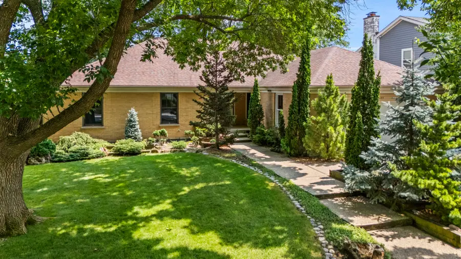4023 N Ridge Avenue, Arlington Heights, IL 60004 - #2