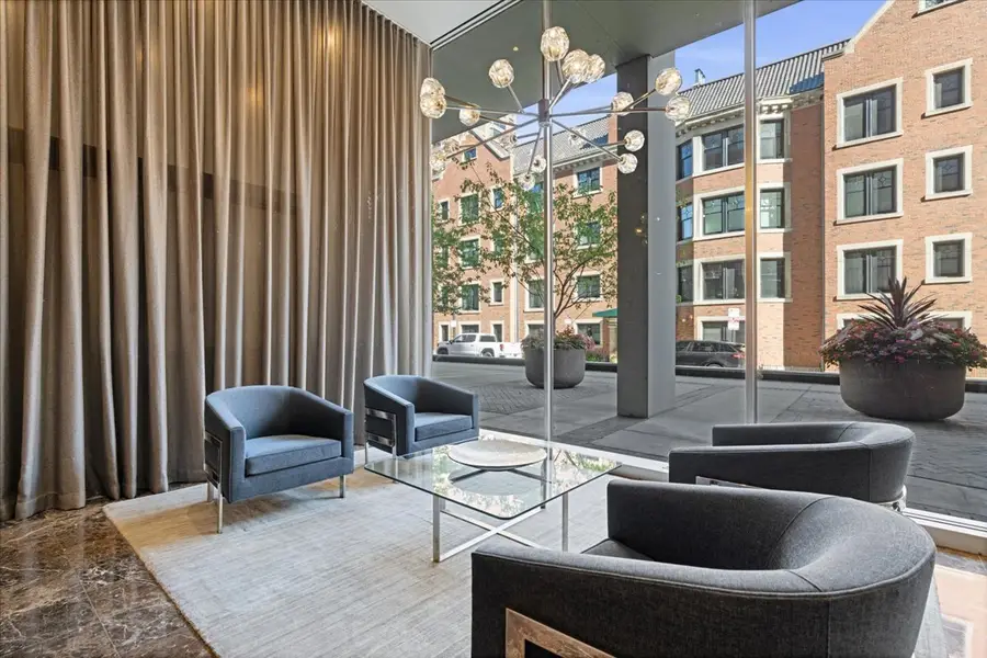 1 E Schiller Street #16C, Chicago, IL 60610 - #3