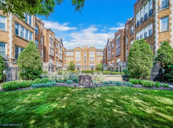 10927 S Longwood Drive #3, Chicago, IL 60643