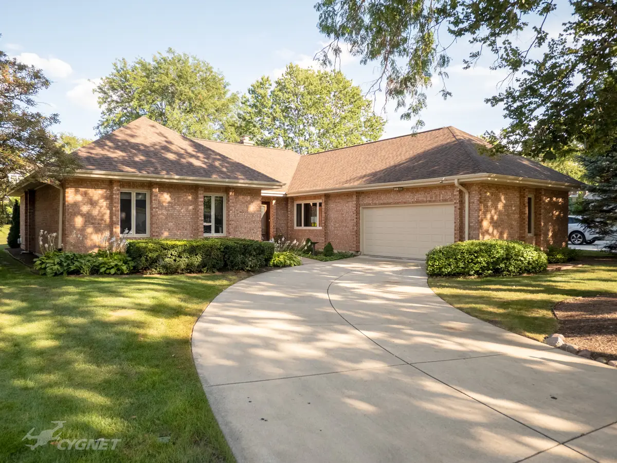 2S015 Ironwood Lane, Wheaton, IL 60189 - #1