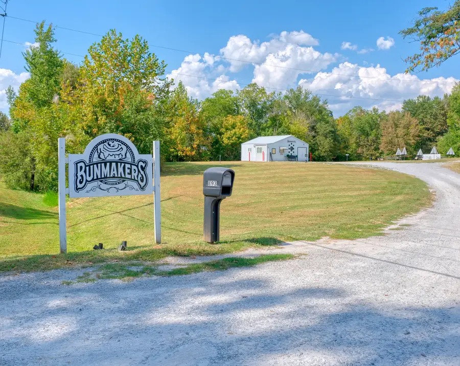 8193 Old Highway 13, Murphysboro, IL 62966 - #2