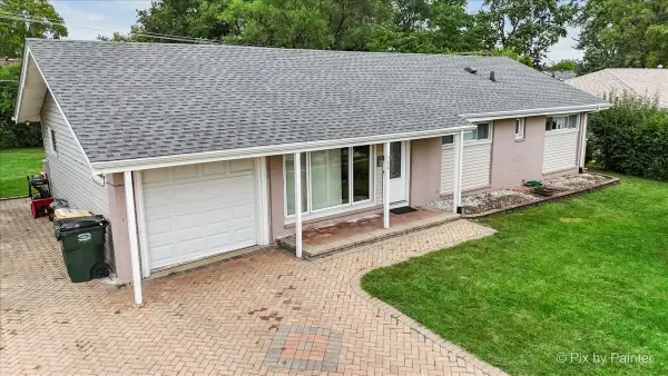 260 Flagstaff Lane, Hoffman Estates, IL 60169