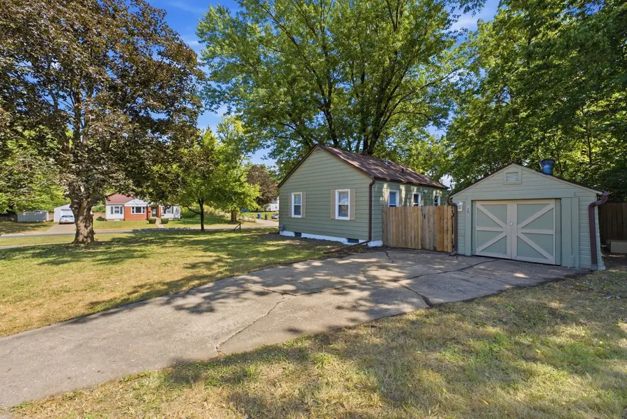 1307 Kirkwood Boulevard, Davenport, IA 52803 - #3