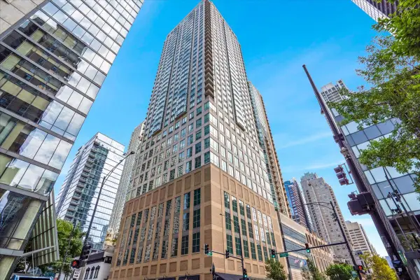 2 E Erie Street #2001, Chicago, IL 60611