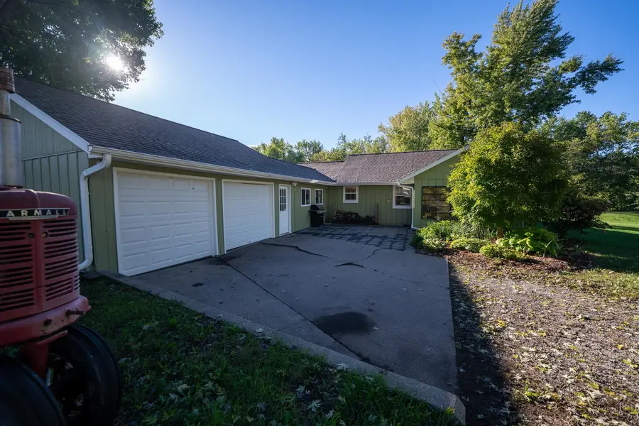 17040 Diamond Road, Fulton, IL 61252 - #2