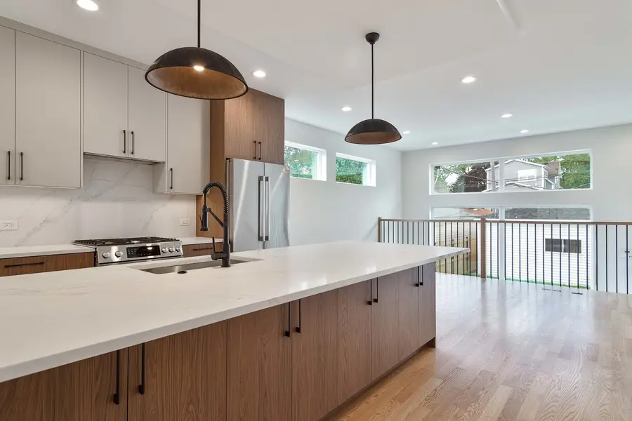 5000 W Argyle Street, Chicago, IL 60630 - #2