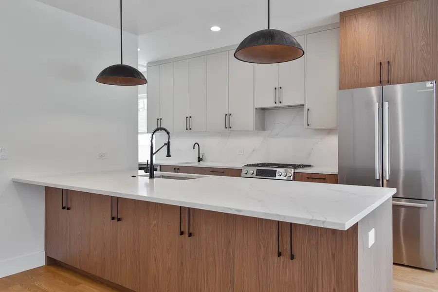 5000 W Argyle Street, Chicago, IL 60630 - #3