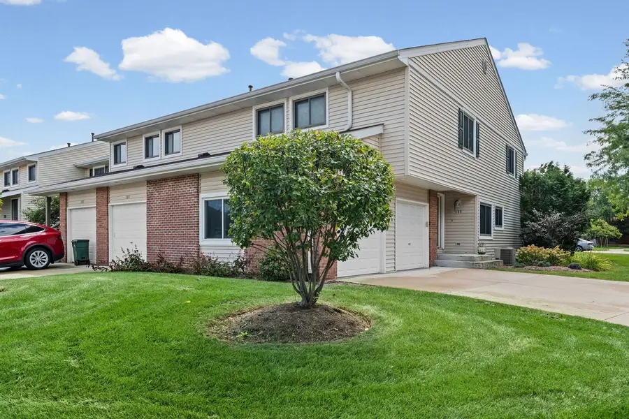133 Autumn Court #133, Buffalo Grove, IL 60089 - #2