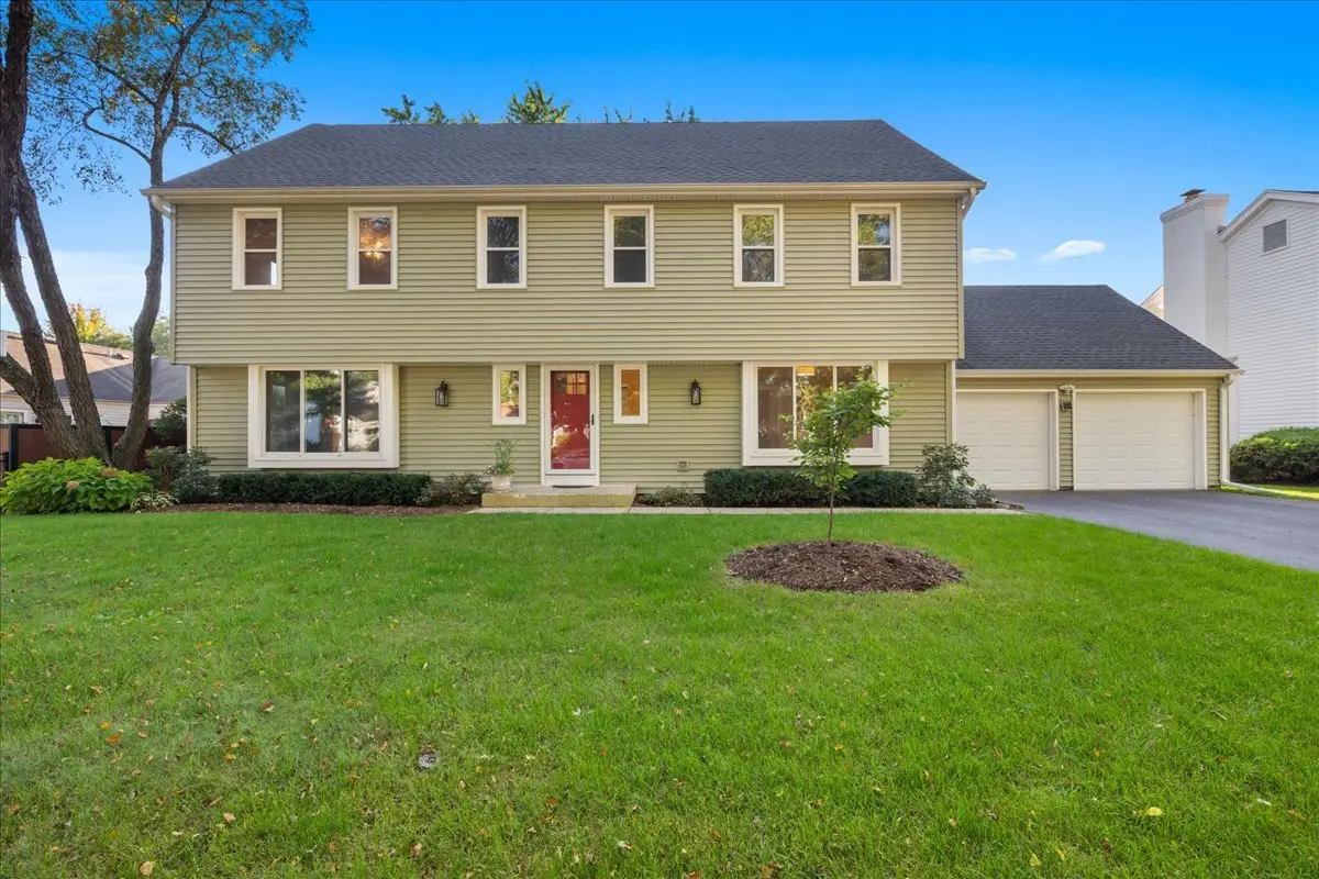 550 Longmeadow Circle, Saint Charles, IL 60174 - #1