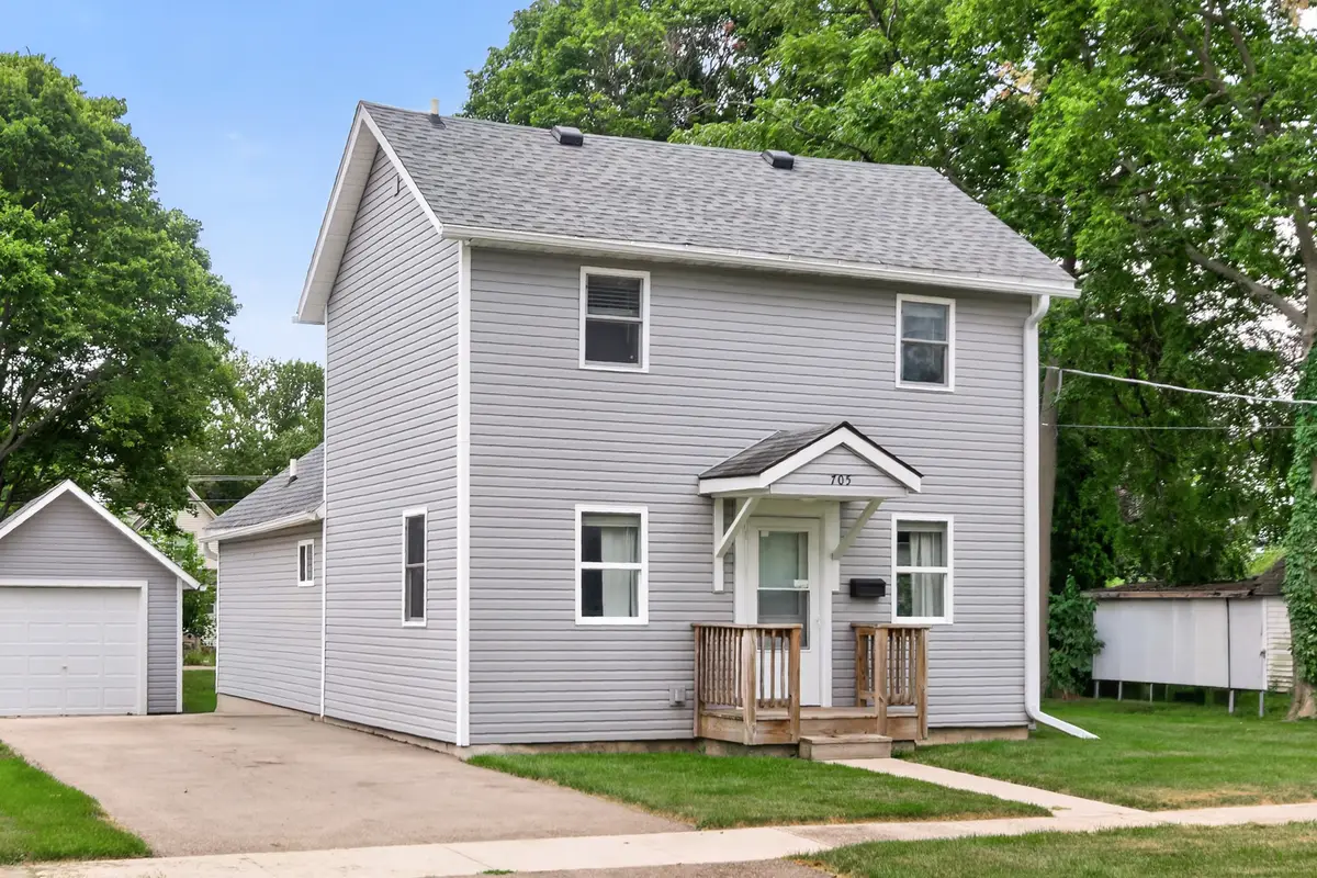 705 S 3rd Street, Oregon, IL 61061 - #1