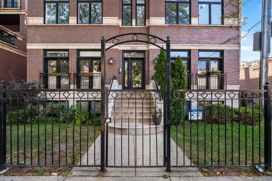3340 N Damen Avenue #2S, Chicago, IL 60618 - #2